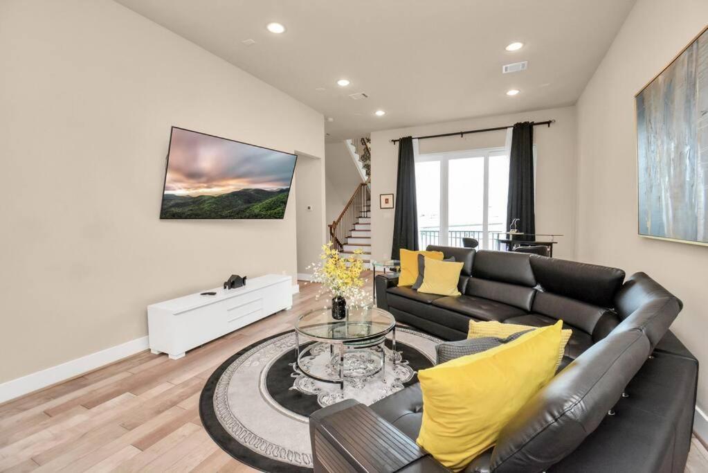 Beautiful Luxurious Houston Galleria Home Exteriör bild