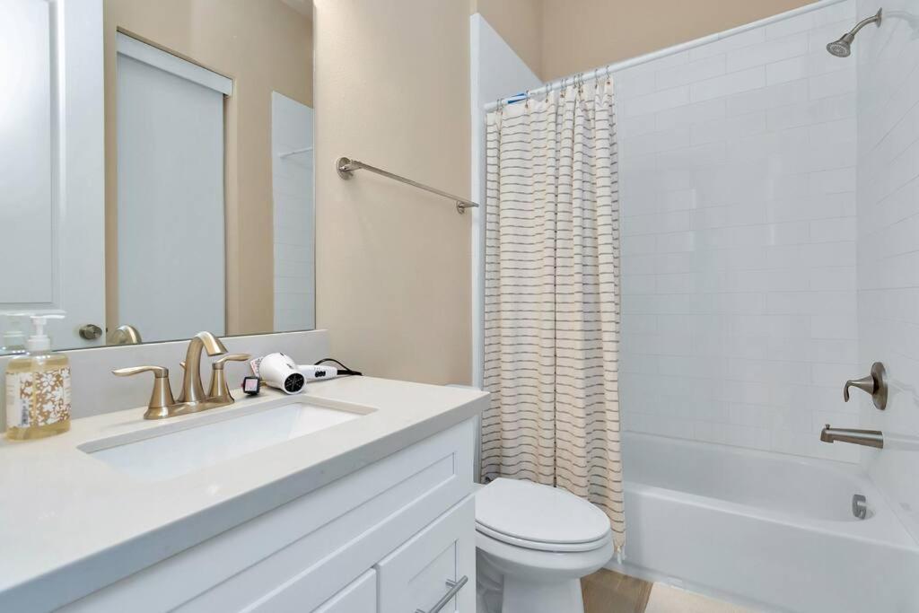 Beautiful Luxurious Houston Galleria Home Exteriör bild