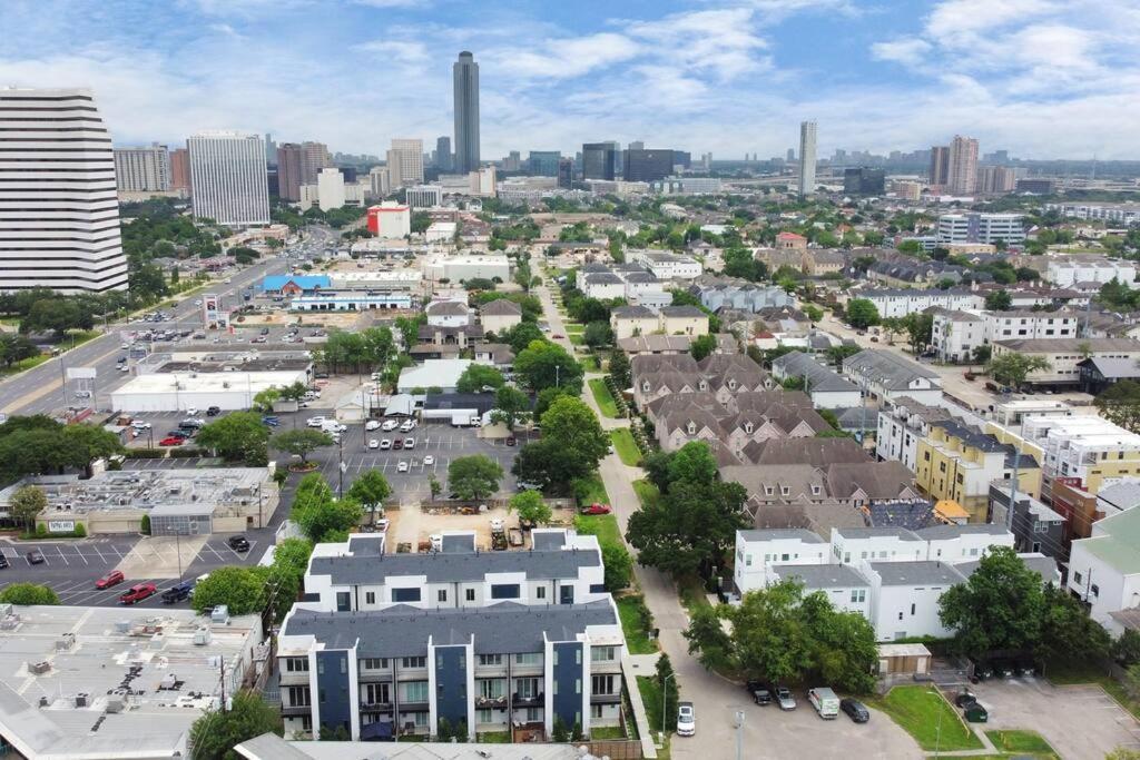 Beautiful Luxurious Houston Galleria Home Exteriör bild